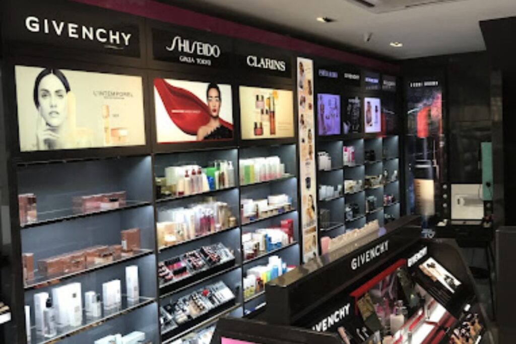 Nykaa Store, Khan Market