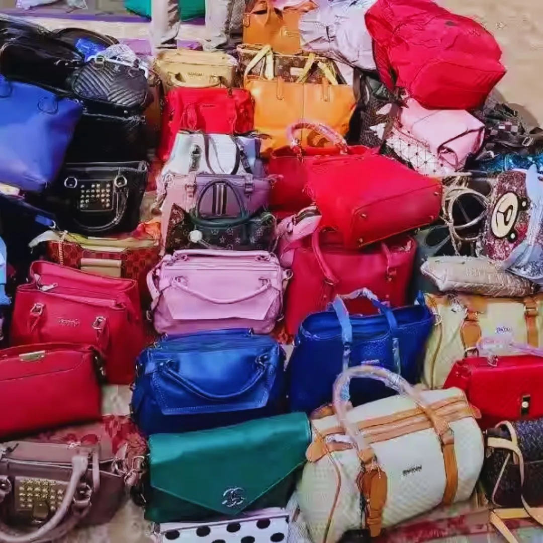 Bags Sarojini Nagar Market-DelhiSnap