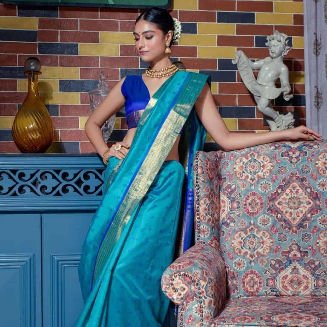 Blue Silk Blend Saree-DelhiSnap Blue Silk Blend Saree