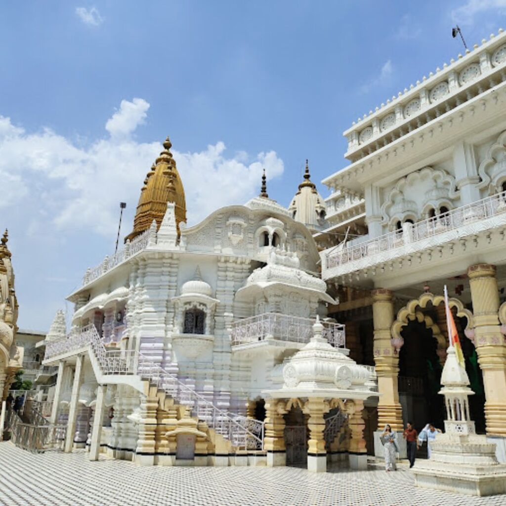 Chhatarpur Temple