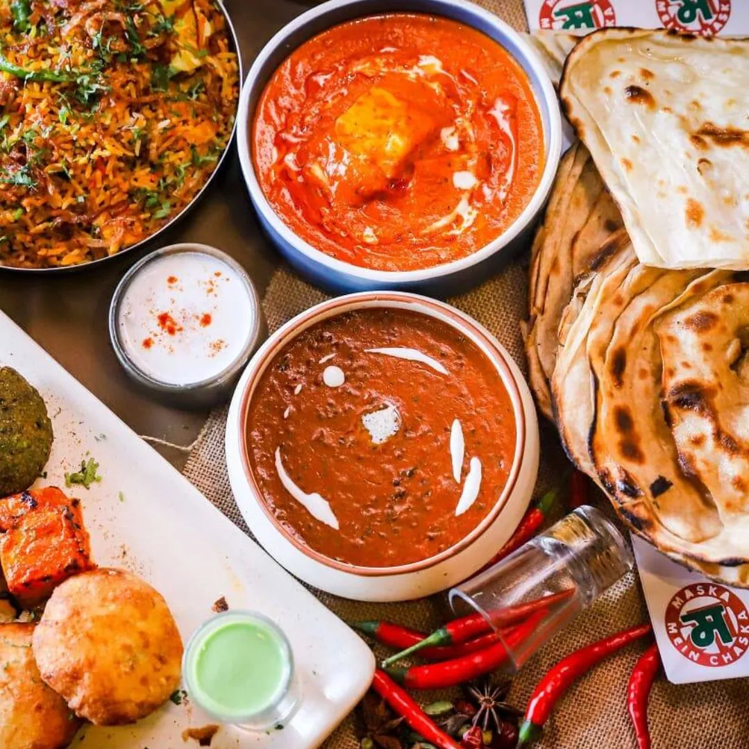 Maska Indian Family Dinner Box Veg -DelhiSnap