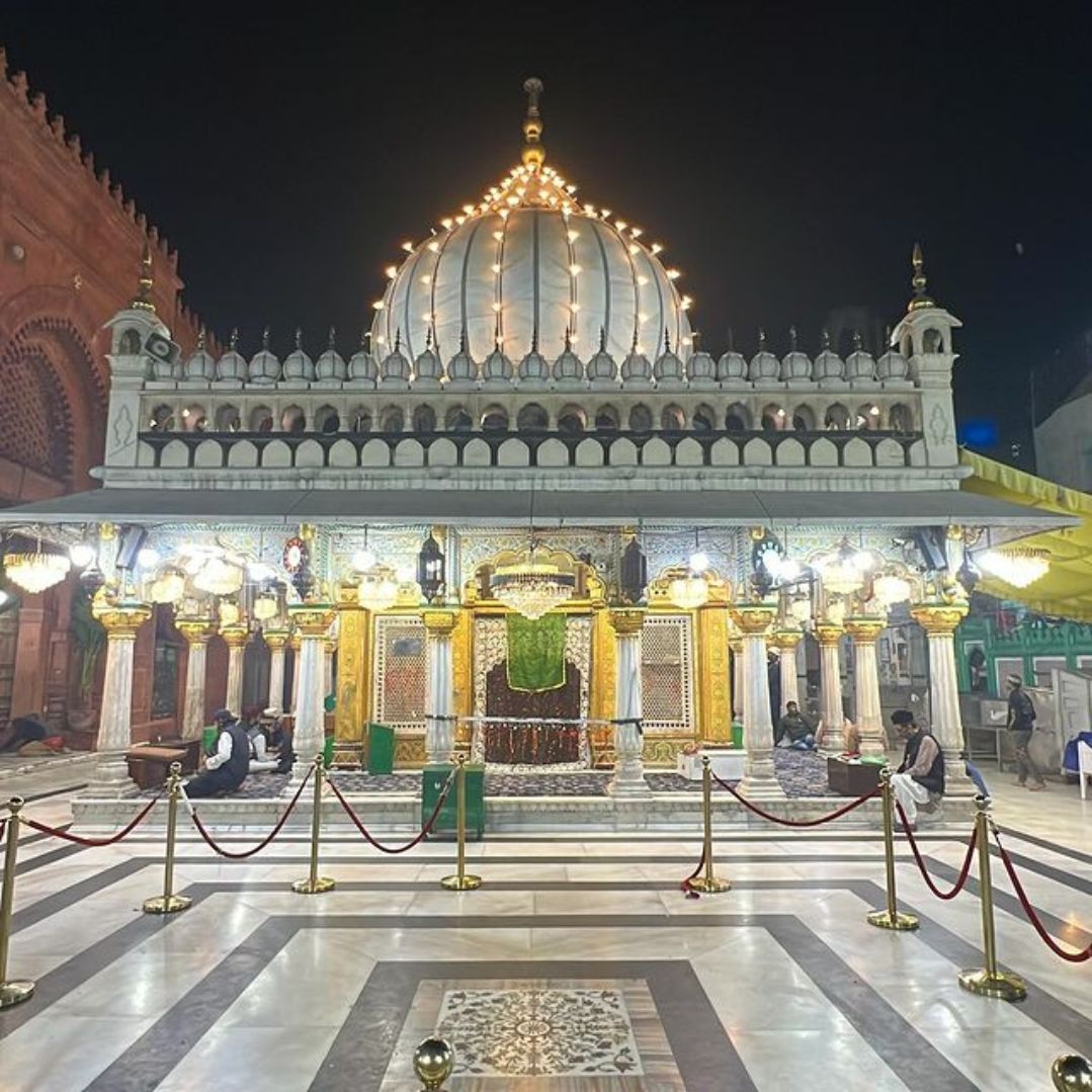 Nizamuddin Aulia Dargah Delhi Famous Dargh-DelhiSnap