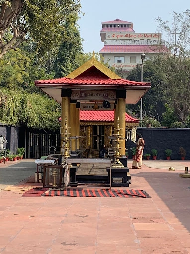 uttara-guruvayurappan-temple-DelhiSnap