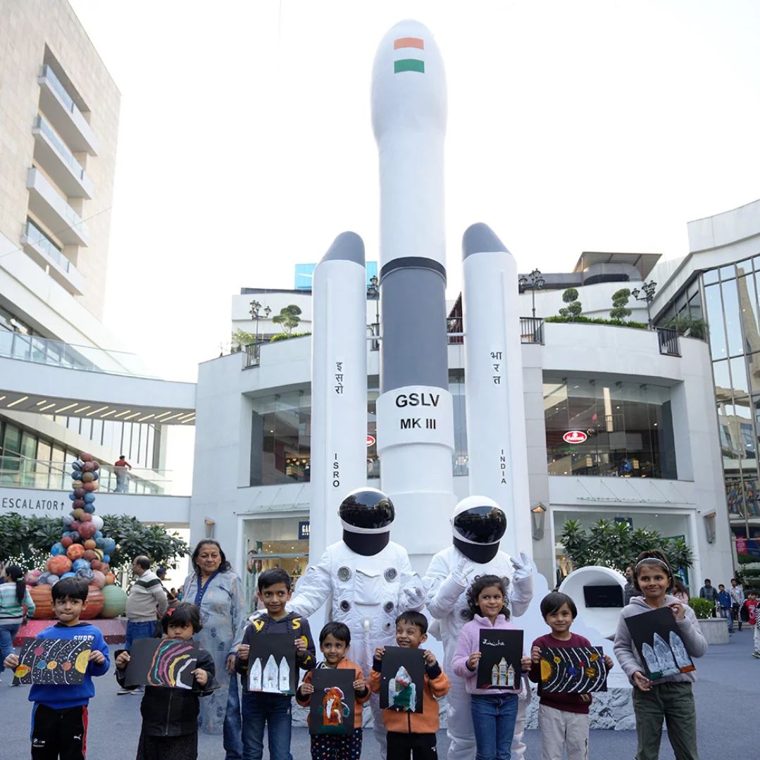 Immerse in a 30 ft. Chandraayan Spaceship-DelhiSnap