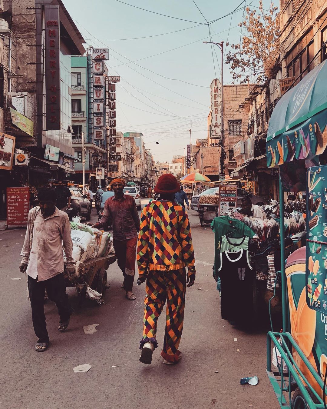 Paharganj market clothes-DelhiSnap