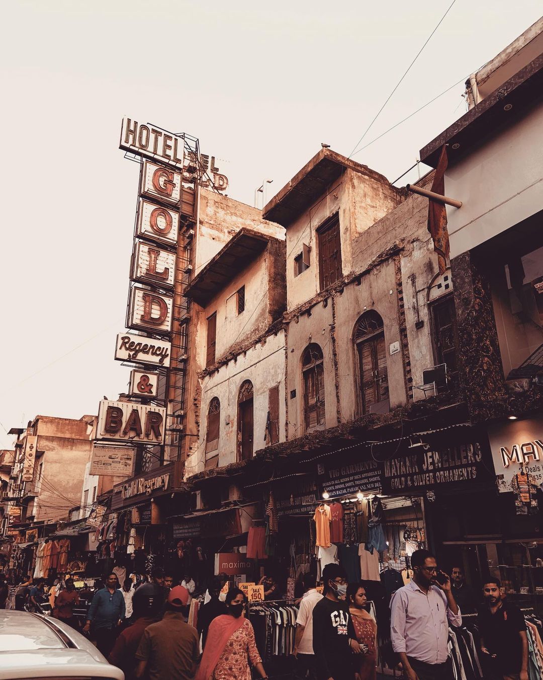 Paharganj market famous for-DelhiSnap